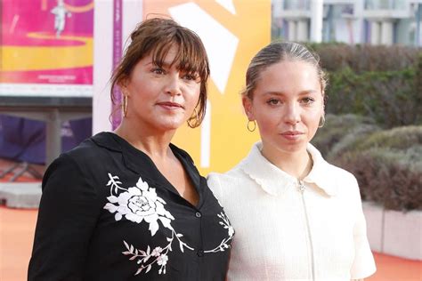 emma sinclaire|Emma de Caunes et Sinclair : ce tendre cliché de leur fille Nina